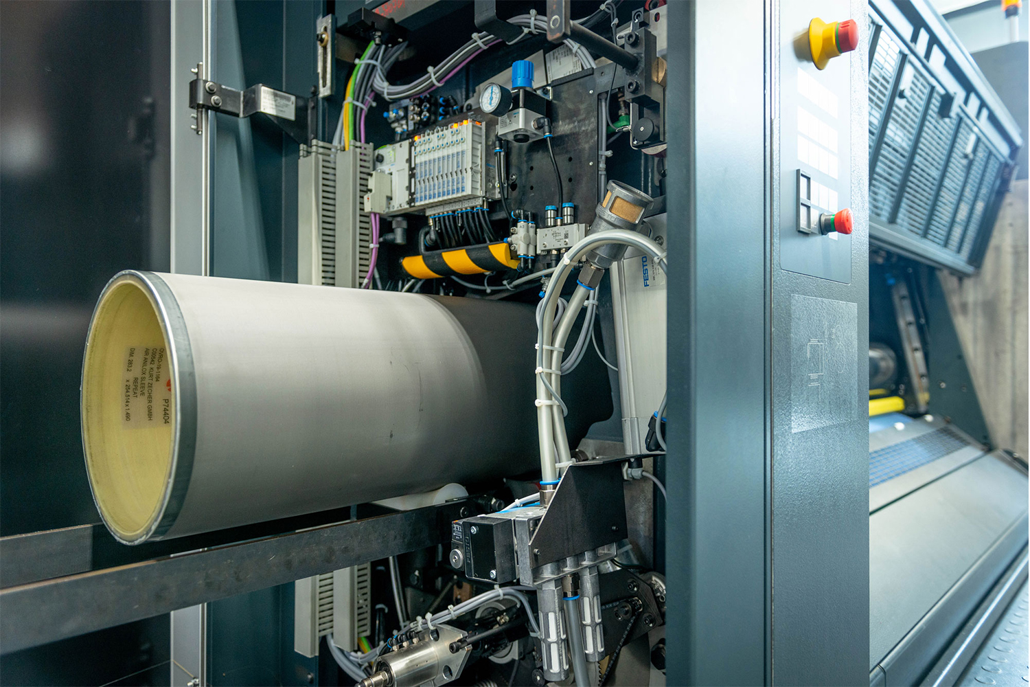 全新一代高寶大幅面印刷機閃亮登場！